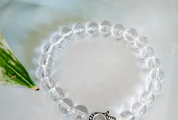 Natural clear quartz crystal bracelet for healing and energy balance
